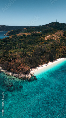 Bon Bon Beach vista aerea. Romblon, Filipinas.