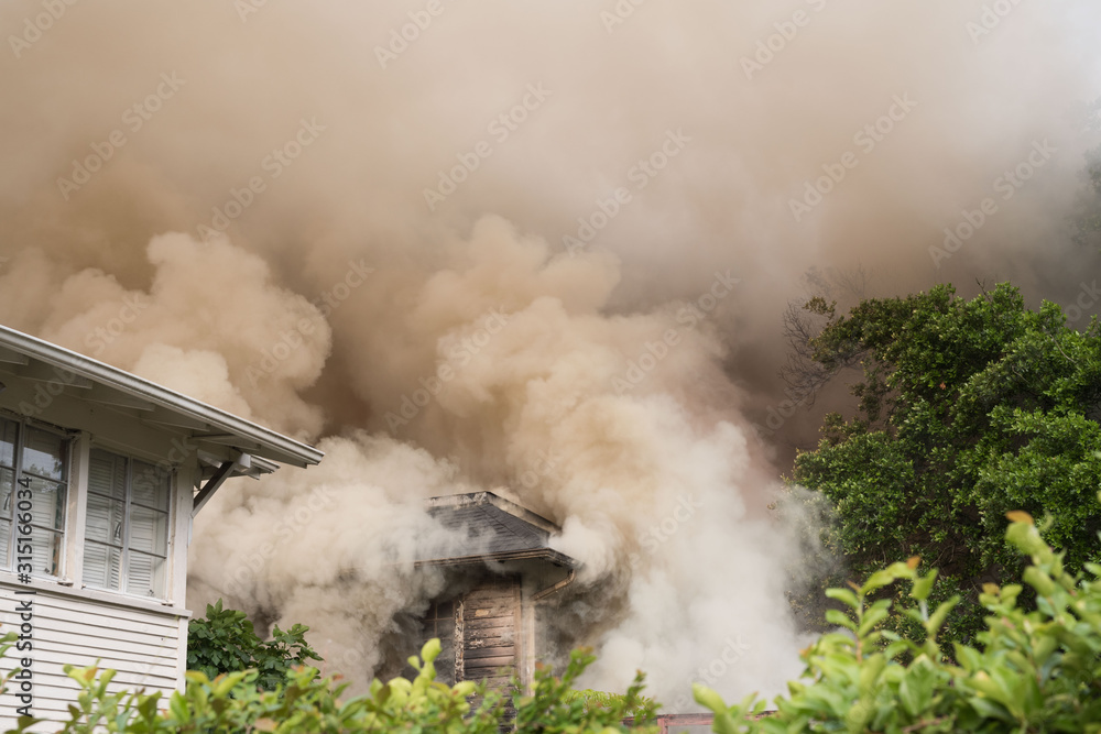 Fototapeta premium Raging House Fire Emergency