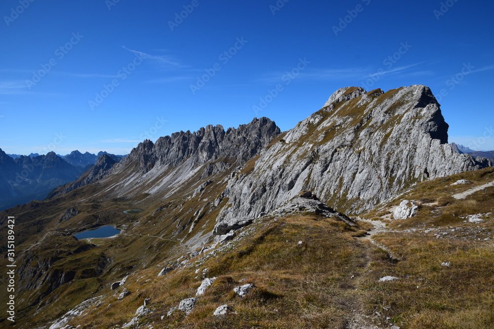 Alpi Carniche - Monte Lastroni e Laghi d'Olbe Alpi Carniche - Monte Lastroni e Laghi d'Olbe