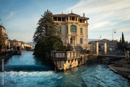 'isle sur la Sorgue town cetre, beside the river Sorgue.