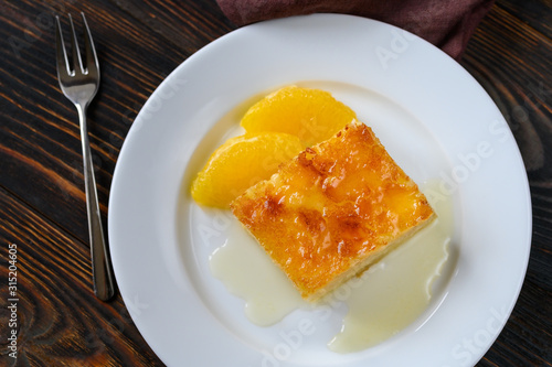 Portokalopita orange cake