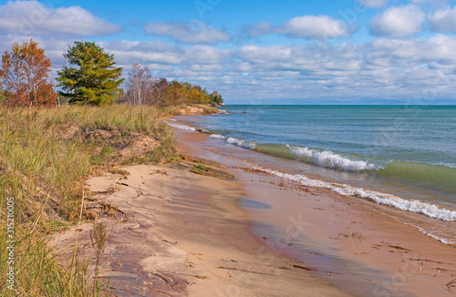 Quiet Waves in the Fall on the Great Lakes