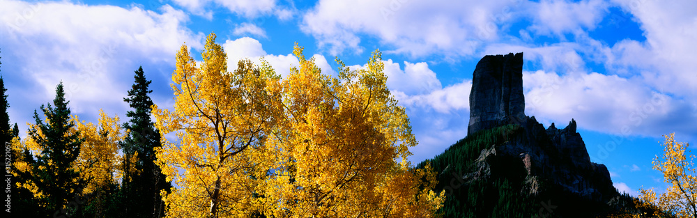 Fototapeta premium Chimney Peak in Uncompahgre National Forest, Ridgeway, Colorado
