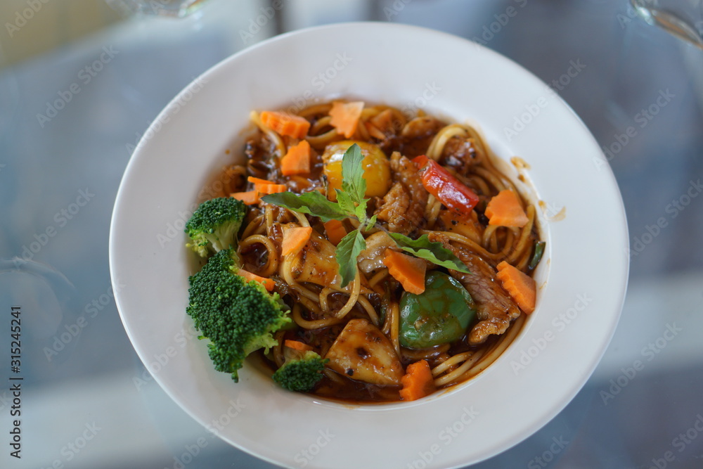 chicken with vegetables chicken with vegetables