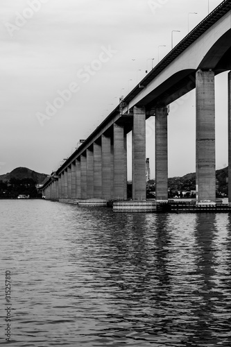 Ponte Rio-Niterói e  Baía de Guanabara, Rio de Janeiro -  RJ, Brasil photo