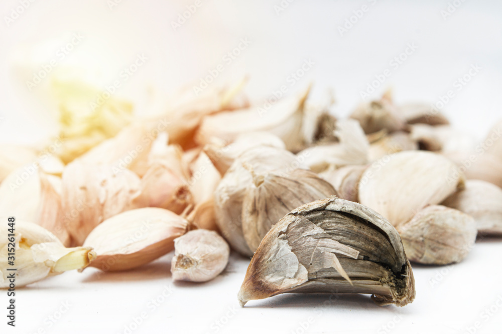 Garlic fungus But still found no contamination. The substance aflatoxin