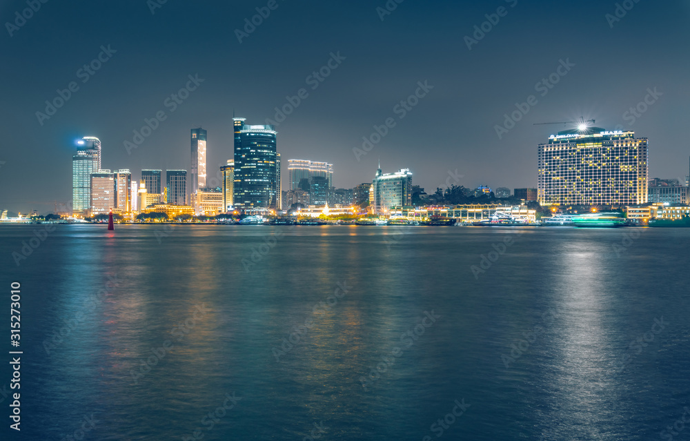 Obraz premium Night view of Xiamen City, Fujian Province, China