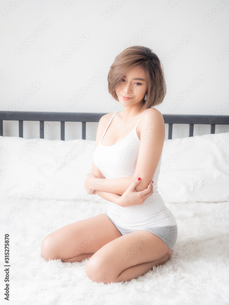 Sexy Asian Woman Lying On The Bed In The Bedroom Stock Photo Adobe Stock