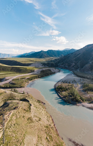 The view from the heights of the confluence of the two rivers