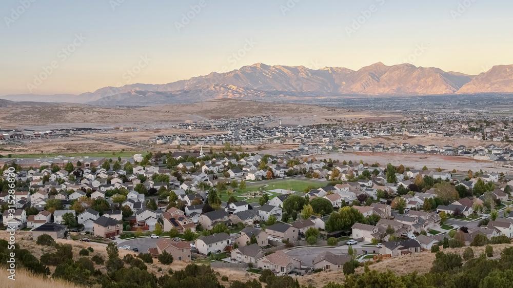 Panorama frame Overview of the Utah Valley at sunrise