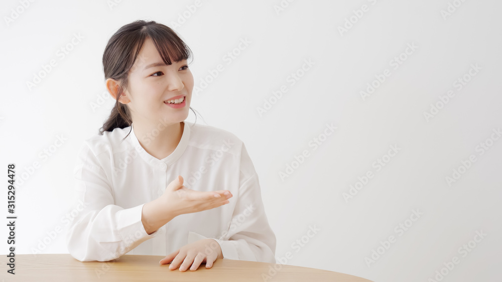 若い女性 若い女性