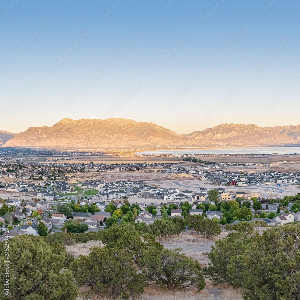 Square frame Wide panorama of the Utah Valley USA at sunrise