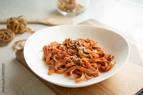 tagliatelle pasta with tomato sauce