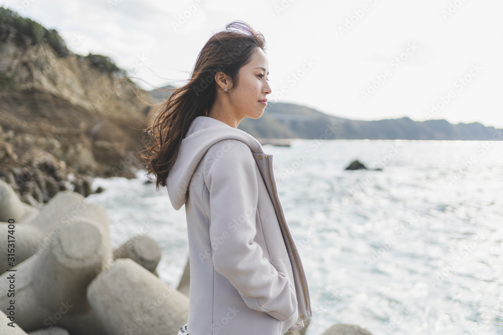 海の女性