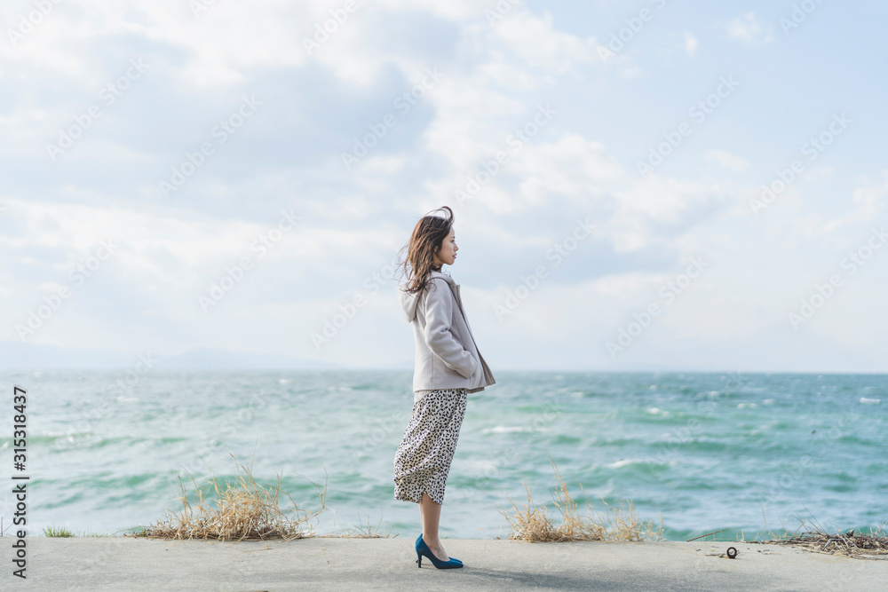 海の女性