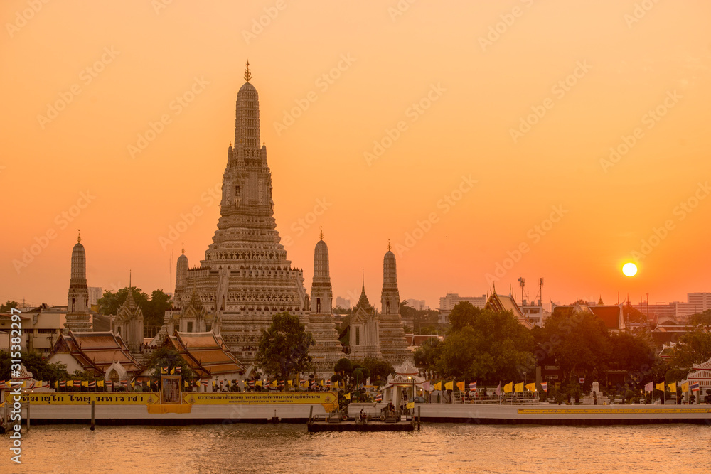 Fototapeta premium THAILAND BANGKOK WAT ARUN