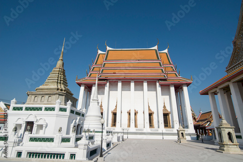 Wallpaper Mural THAILAND BANGKOK WAT KANLAYANAMIT Torontodigital.ca