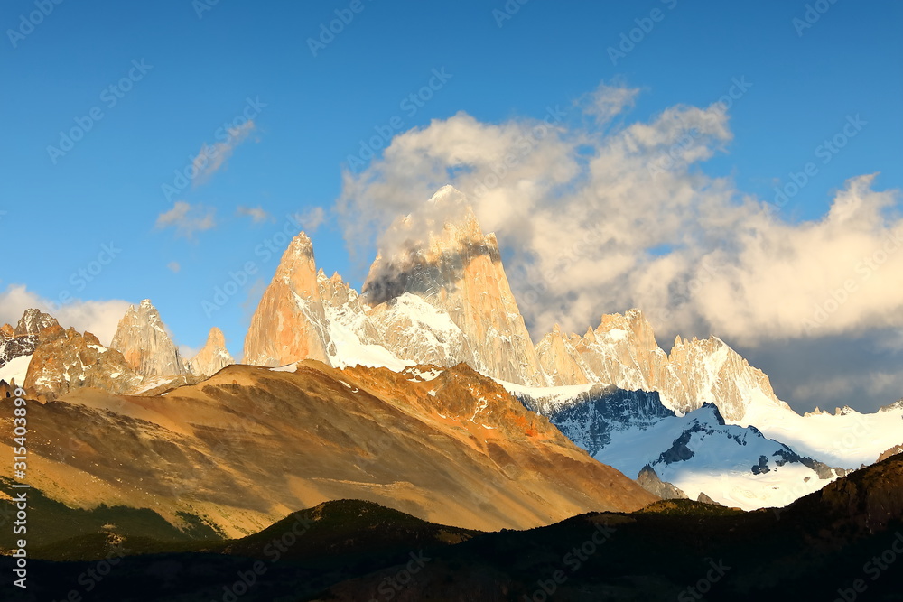 Patagonien, Fitz Roy Mountain Range Argentina