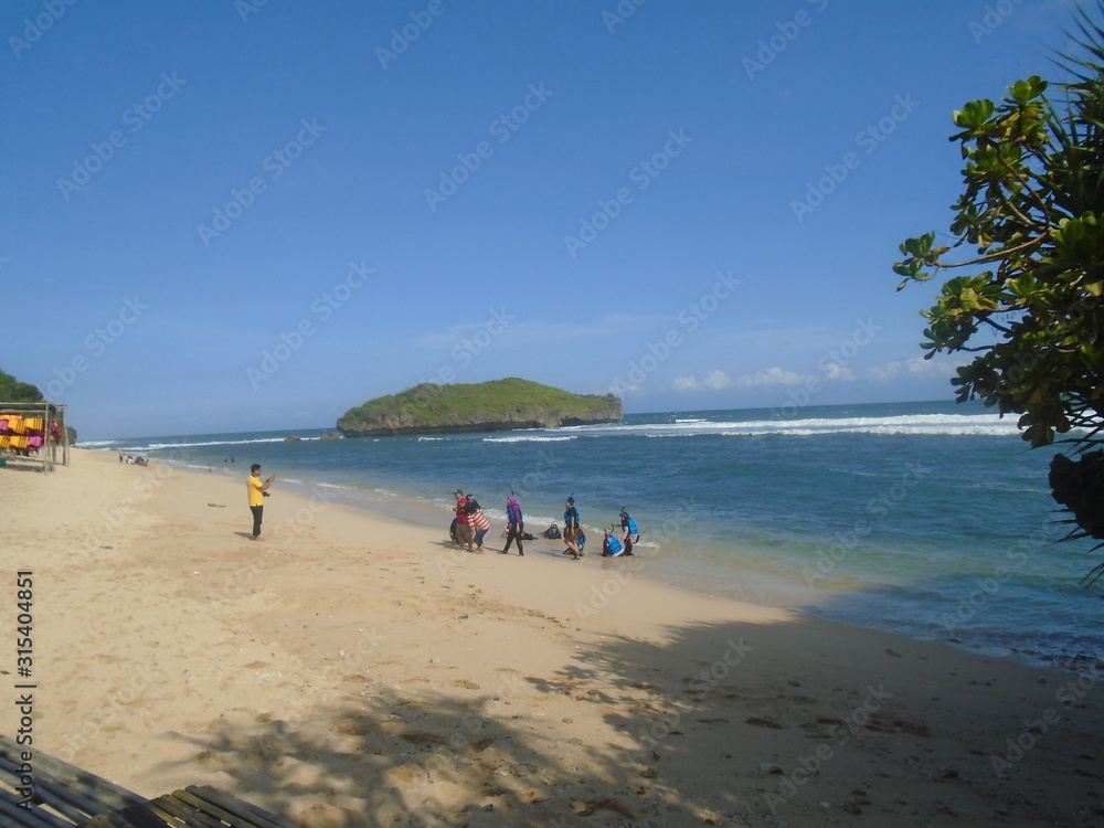 Sadranan Beach - Wonosari - Indonesian