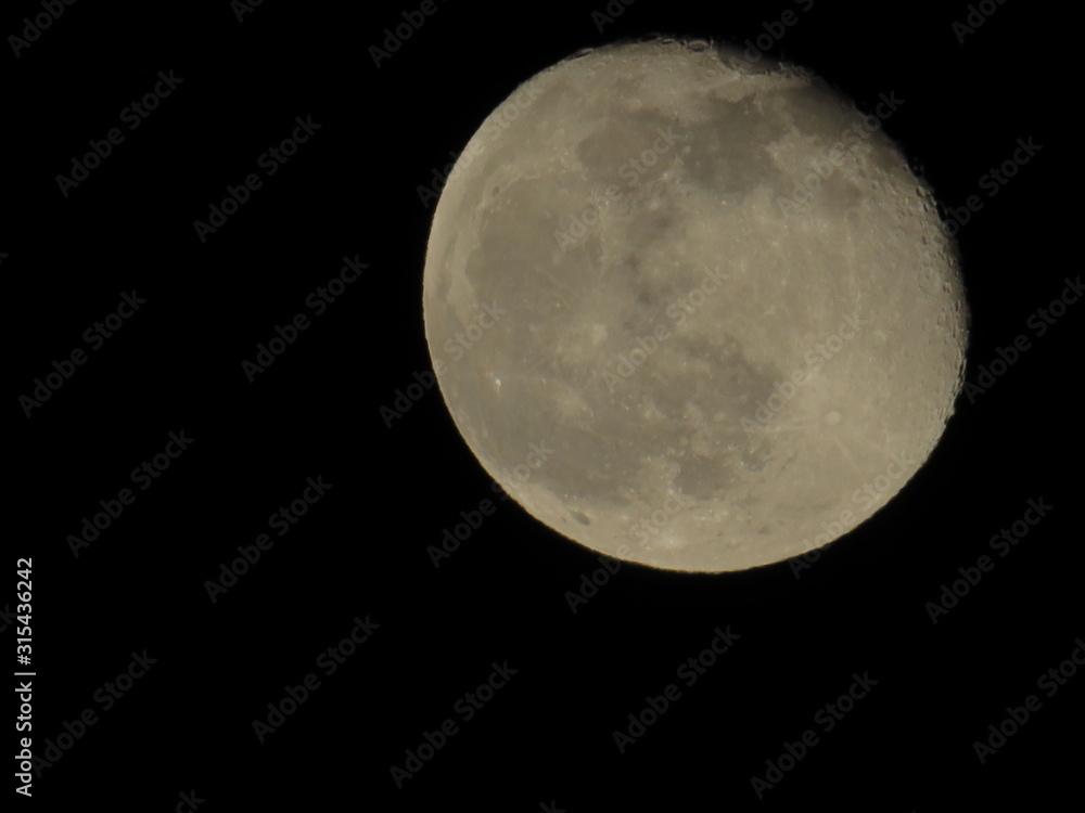 Obraz premium Moon With Clouds In The Night Sky. Concept of a spooky theme and mystery.