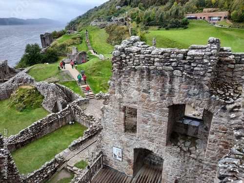 Foto Casual view on the Invergordon castle at Scotland in cloudy weather