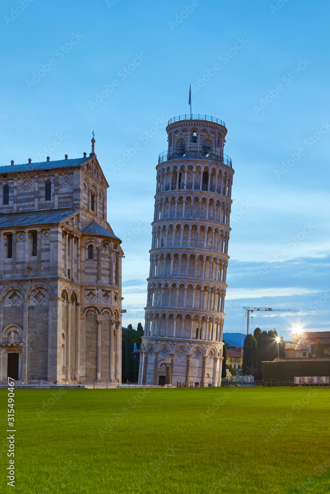 The Duomo and the leaning tower of Pisa, Italy