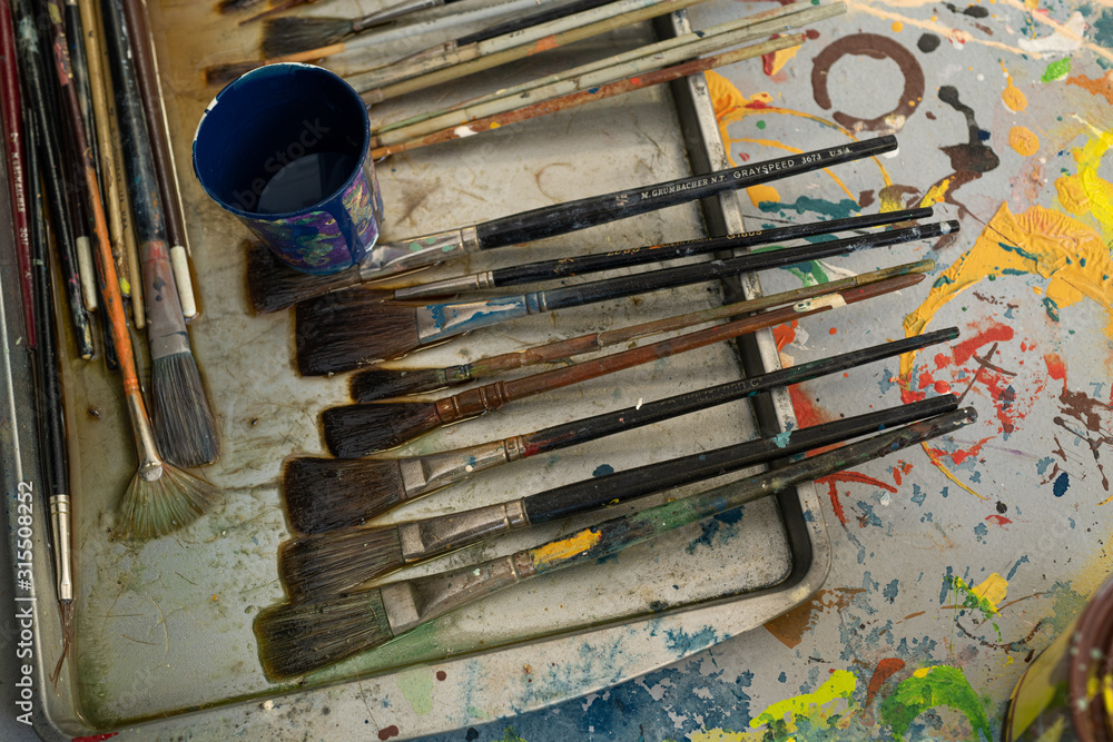 Obraz premium Artist paint brushes high angle