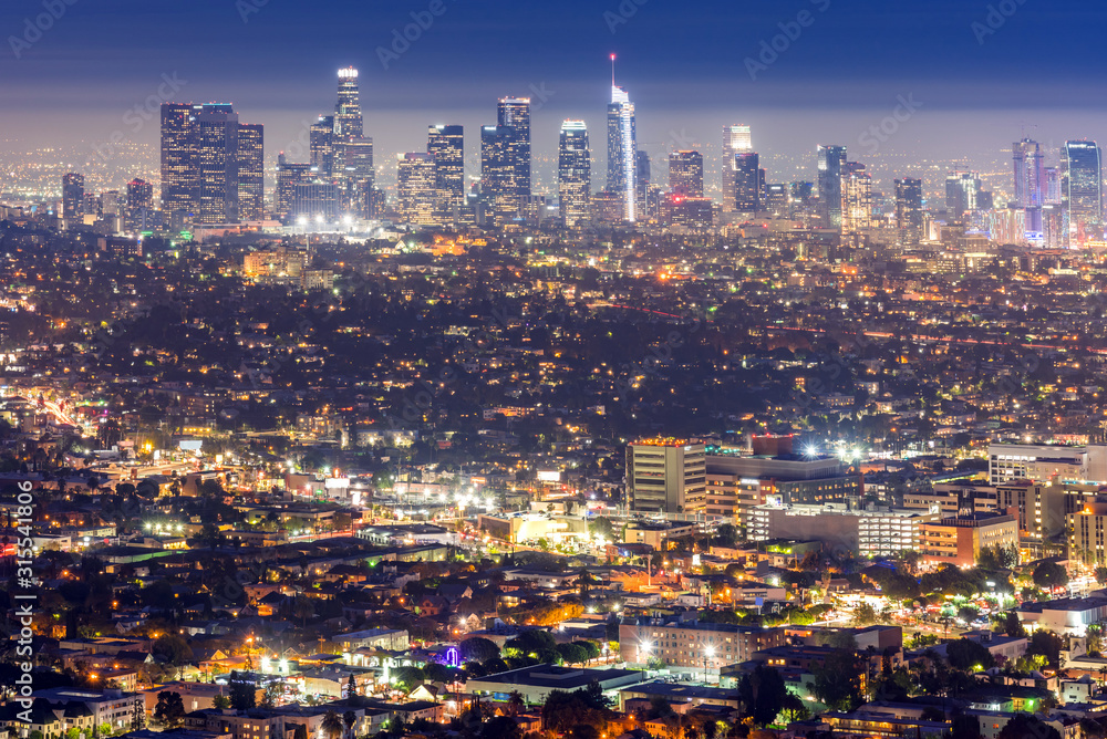 Fototapeta premium Zachód słońca w centrum Los Angeles