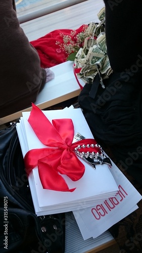 Gifts for the Graduation Ceremony