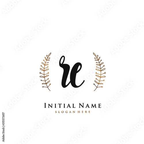 RE Initial handwriting logo vector 