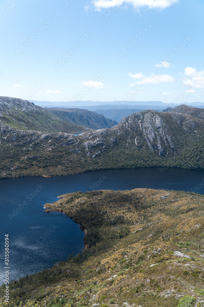lake and mountain at cradle mountain in Tasmania