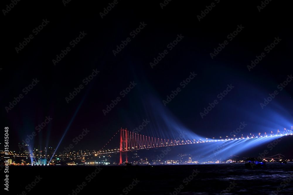 Fototapeta premium bridge at night