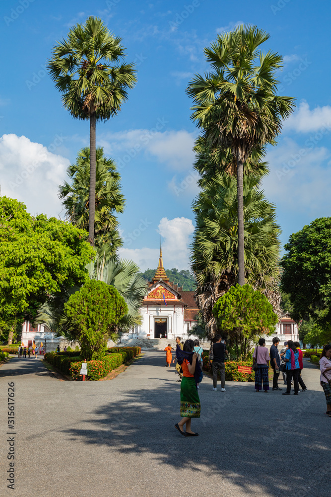 Fototapeta premium Royal Palace (Haw Kham) for King Sisavang Vong now serves as the Luang Prabang National Museum.