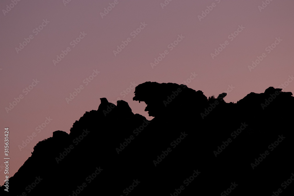 Fototapeta premium Bear Rock Sunset