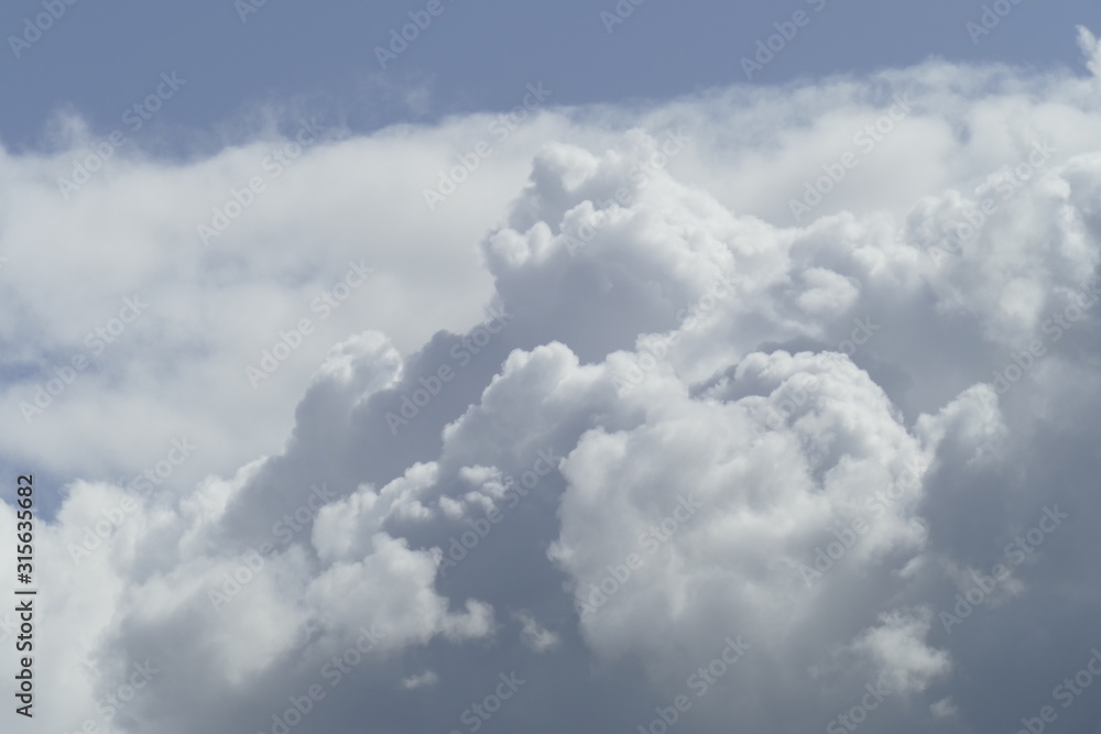 Obraz premium Weisse Wolken, Blauer Himmel, Hintergrundbild, Deutschland, Europa