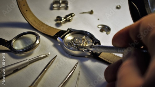 mechanical watch repair, watch repairing