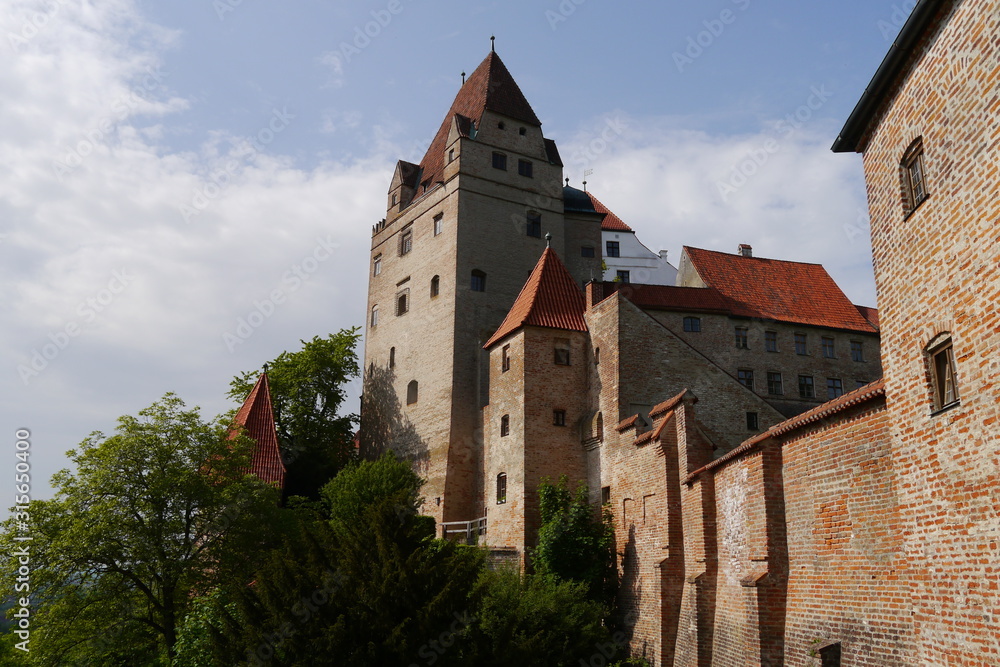Turmartige Burg Trausnitz in Landshut