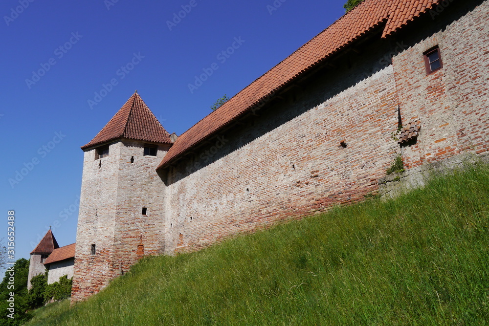Burgmauern und Wehrtürme Burg Landshut