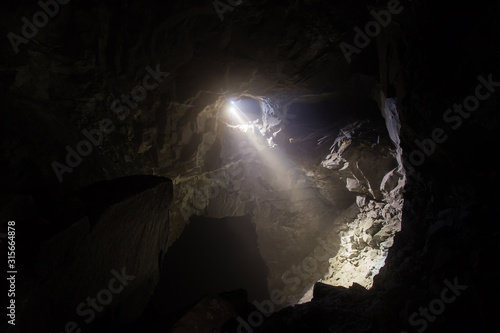 Gold mine room mining with light