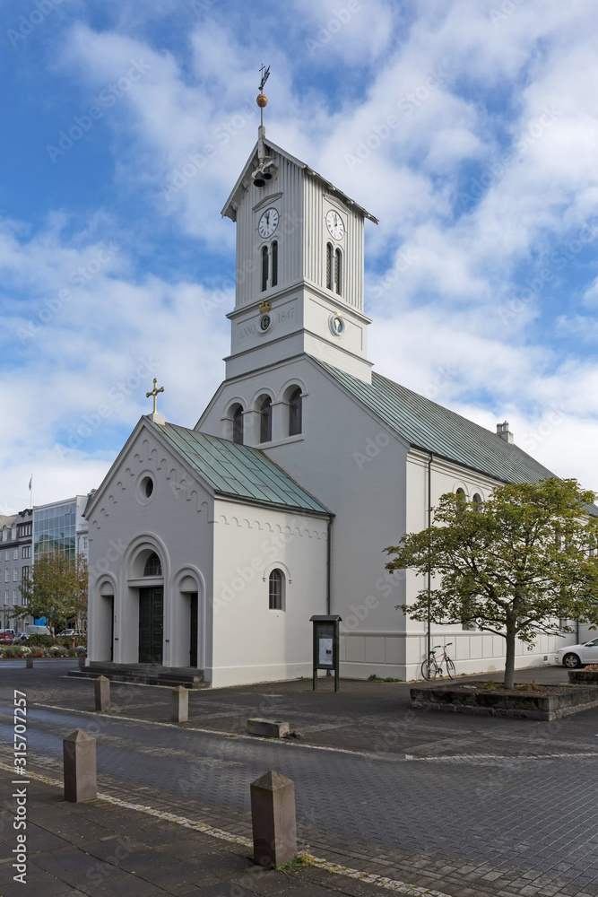 Reykjavik, Domkirkja