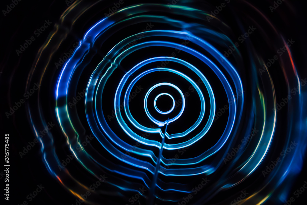 Sound waves in the dark in full color Sound waves in the dark in full color