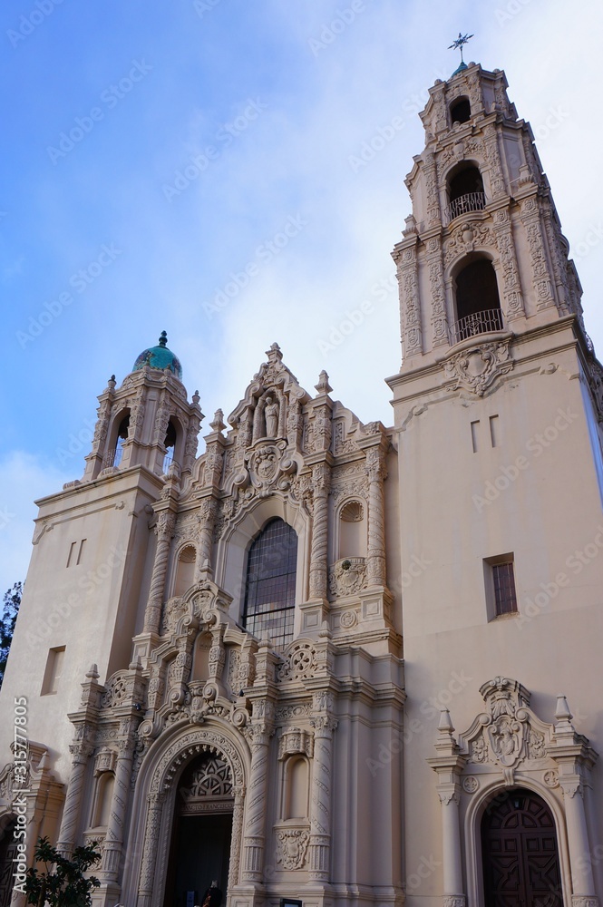 the cityscape of mission dolores in san francisco
