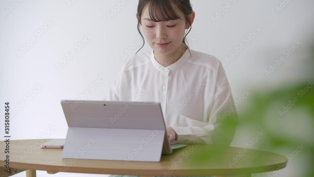 女性 女性