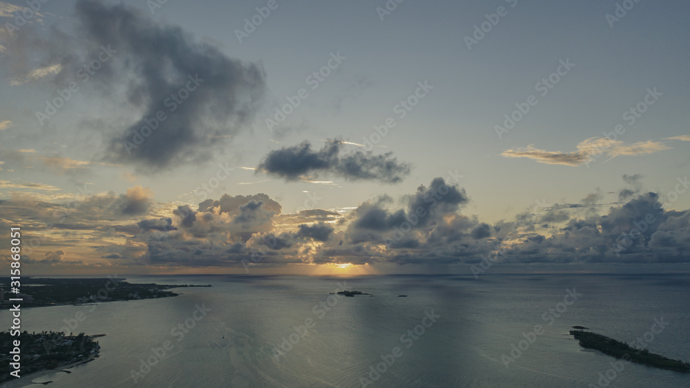 バハマ　BAHAMA Nassau　空撮　夕日　ドローン　海外　カリブ海　旅行　SNS　広告　素材　海　自然　ビーチ　