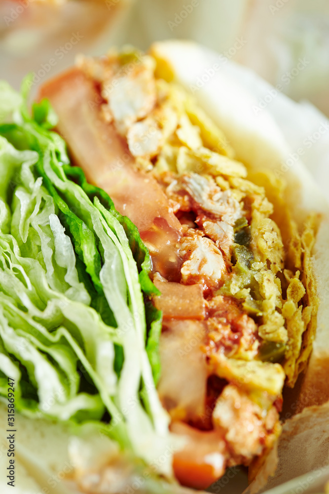 BBQ chicken and tomato sandwich BBQ chicken and tomato sandwich