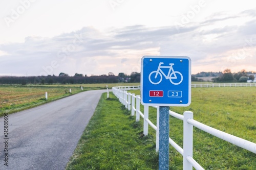 Obraz na płótnie National bicycle route in Denmark w salonie
