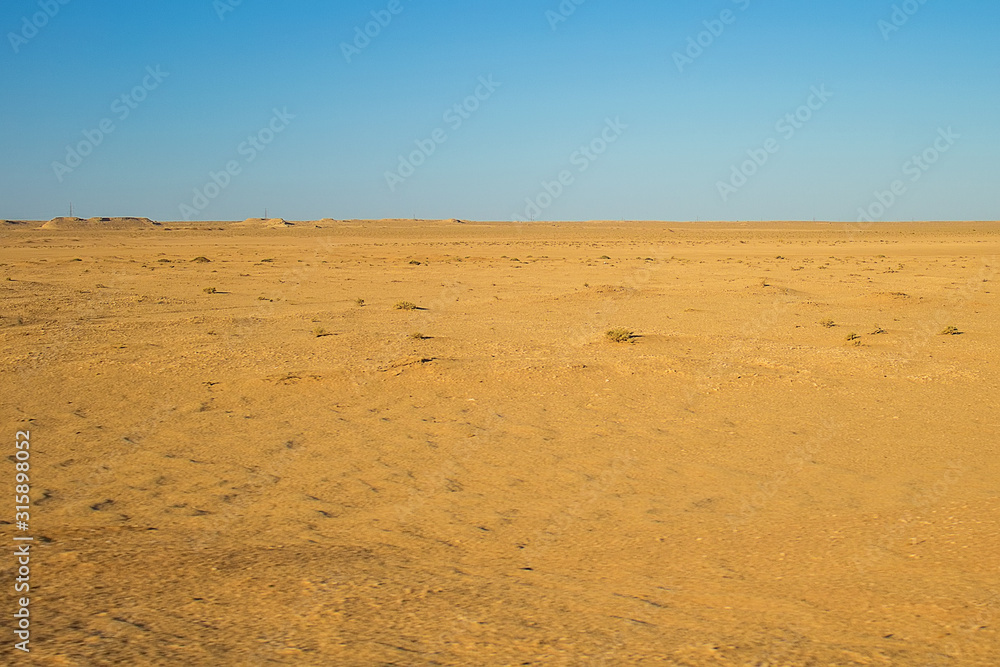 Beautiful sand dunes in the Sahara desert, Tunisia Beautiful sand dunes in the Sahara desert, Tunisia