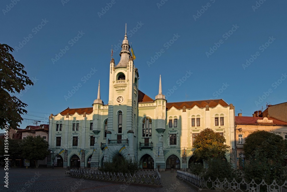 Das alte Rathaus in Mukachevo in der Ukraine