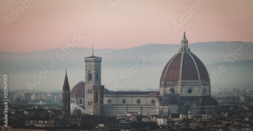 Slika na platnu View of Santa Maria Novella and Giotto Bell Tower from Piazzale Michelangelo - F