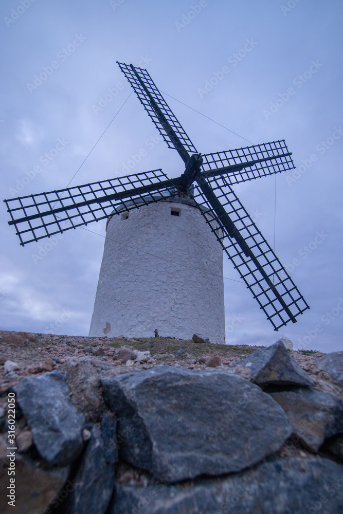 Molino de viento en Consuegra - Castilla la mancha - España